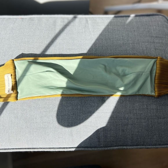 Mara Hoffman Abigail Bikini top - size M - Olive - Picture 6 of 8